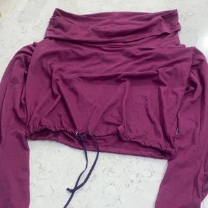 PURPLE CROPPED ATHLETA TOP